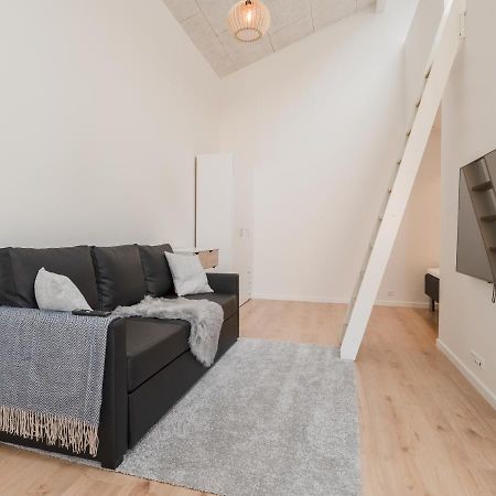 Studio Apartments Close To Airport Мидвагур Экстерьер фото