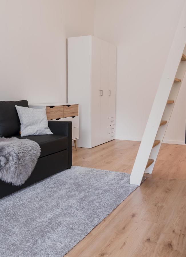Studio Apartments Close To Airport Мидвагур Экстерьер фото